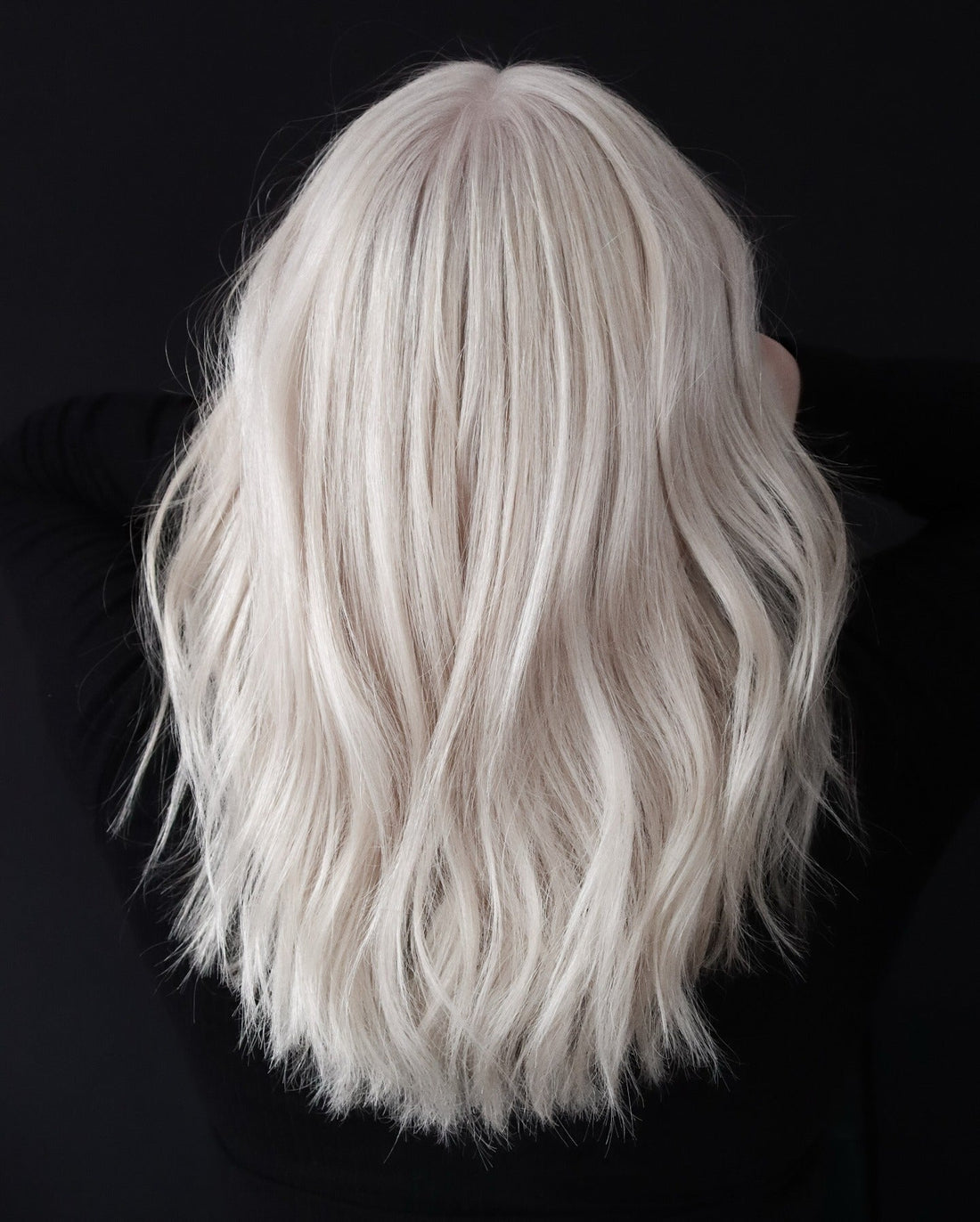 15 Inspiring Platinum Blonde Hair Photos