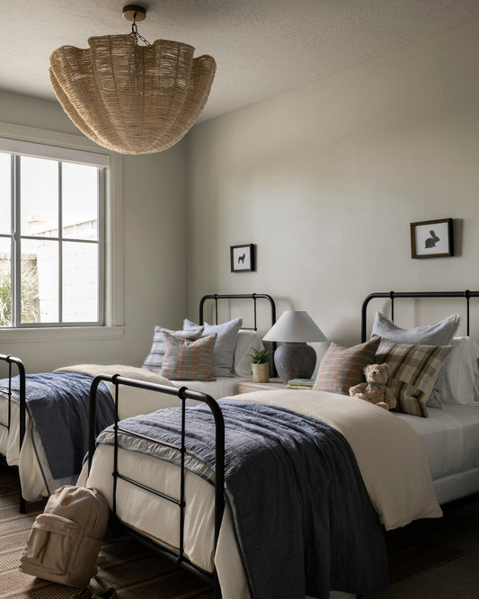20 Stylish Small Guest Bedroom Ideas for 2025