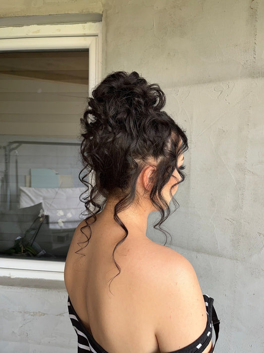 15 Easy Yet Elegant Hairstyles You Can Wear Out