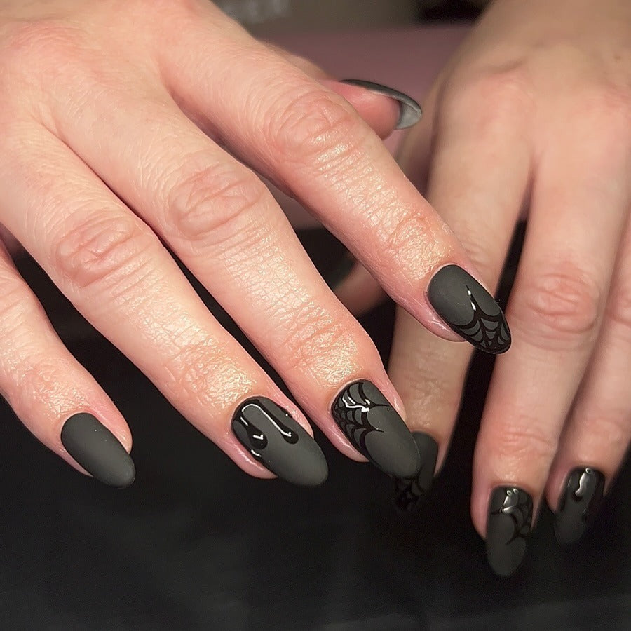 15 Sleek Classy Black Nail Ideas for Any Occasion
