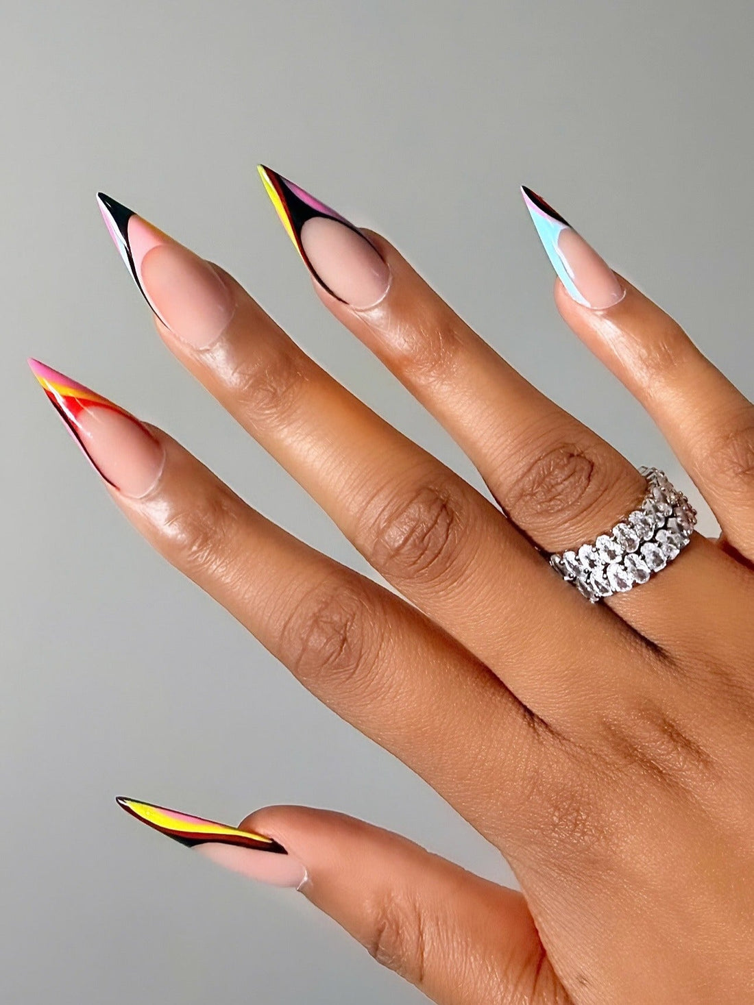 15 Simple Stiletto Nail Inspo 2026