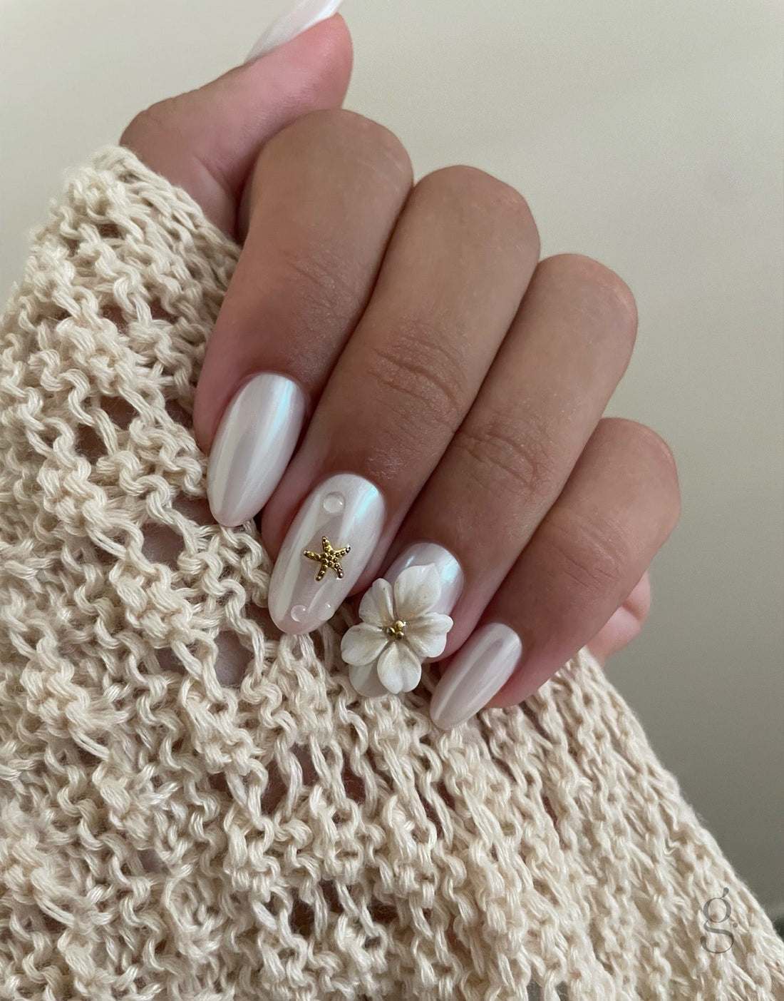 15 Fresh Silver White Nail Ideas 2026