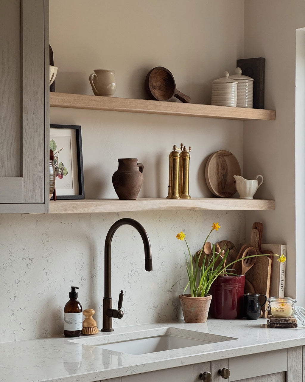 15 Space-Saving Corner Kitchen Ideas – DreamBundles, image size:1024x1280