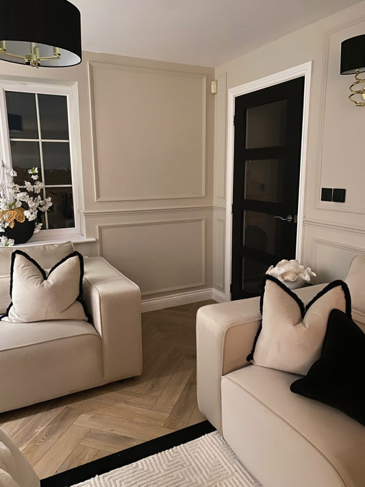 15 Modern Empty Wall Ideas for Living Room 2026