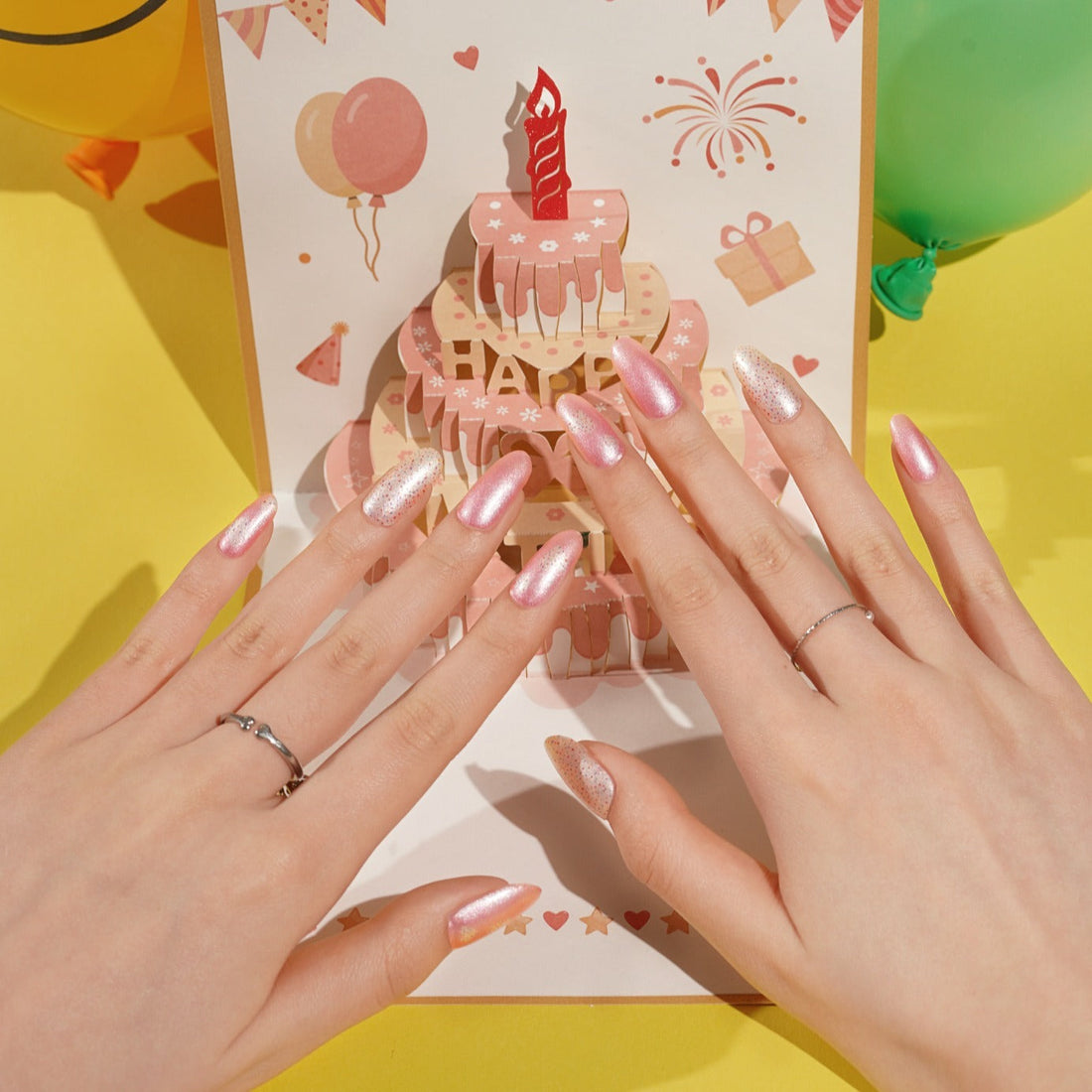 15 Gorgeous Mother’s Day Nail Ideas