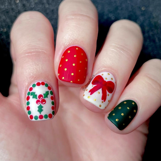 15 Top Green and Red Nail Ideas for 2026