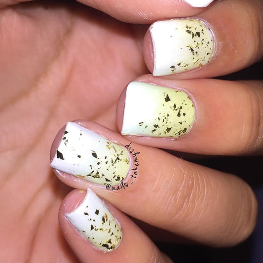 15 Stunning Green and White Nail Ideas 2026