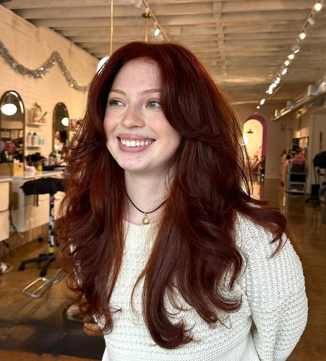 Elegant Auburn Hair Color Examples