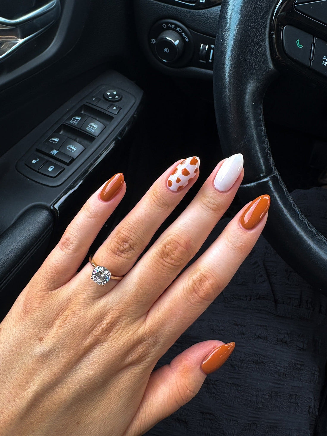 15 Must-Try Brown Fall Nail Ideas 2026