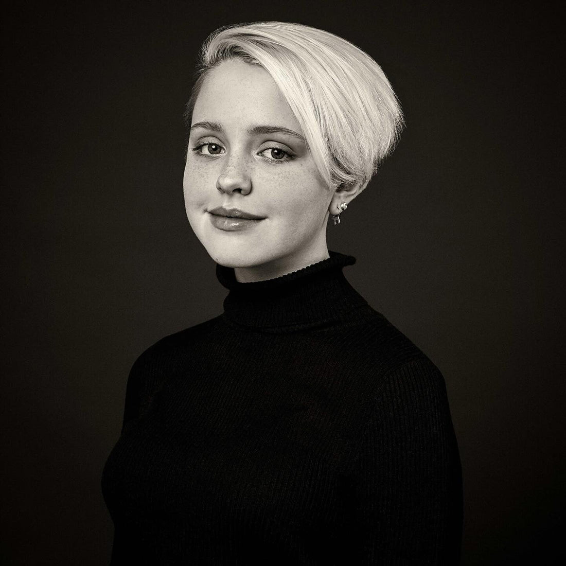 15 Gorgeous Side Swept Pixie Ideas 2026