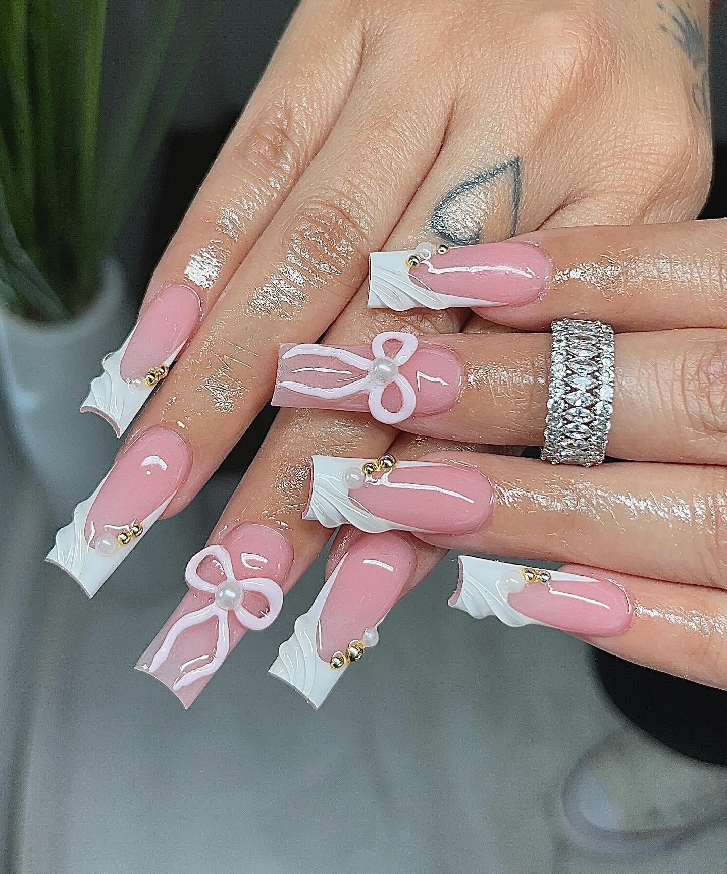 15 Sleek Coffin Nail Ideas – DreamBundles