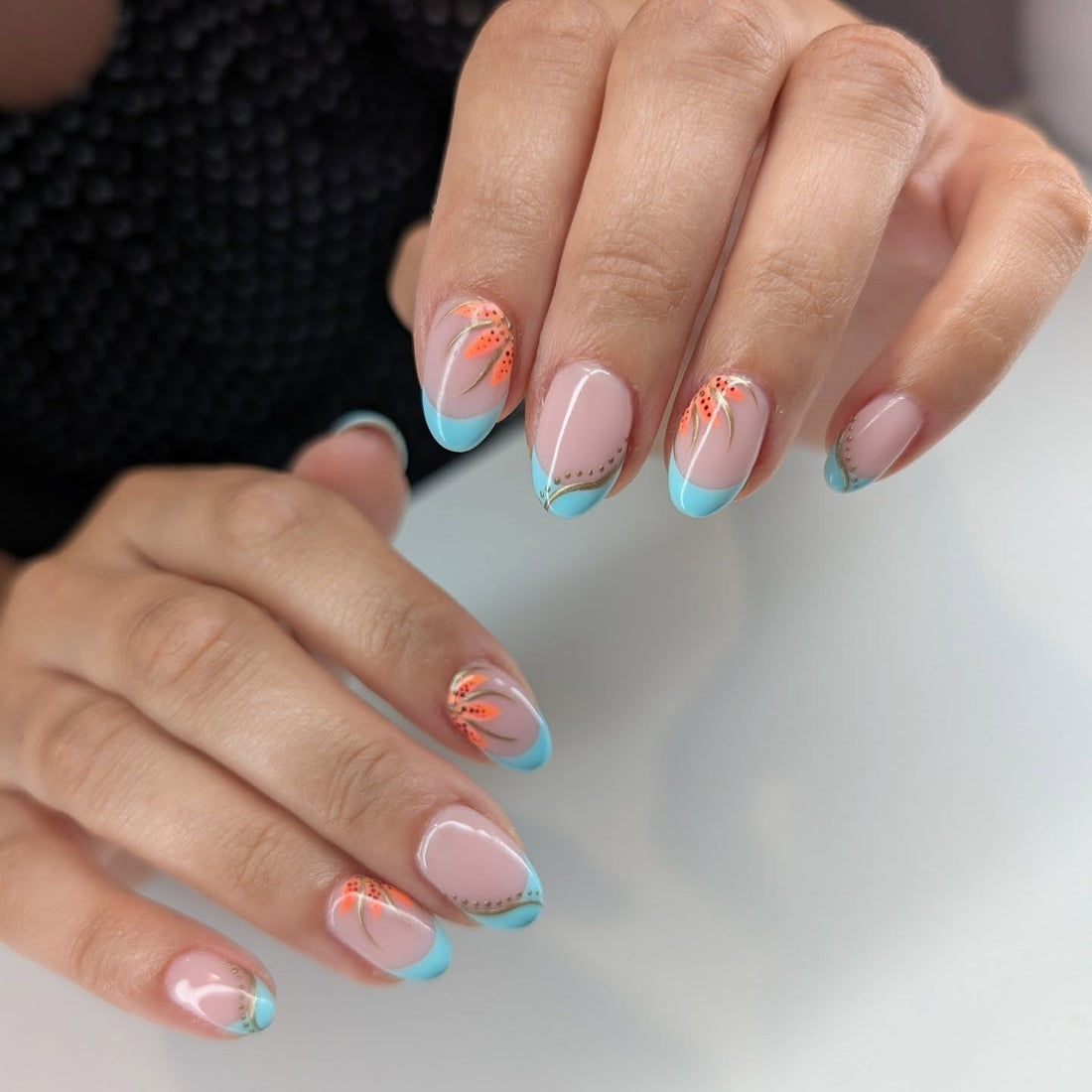 15 Must-Try Beach Nails for 2026