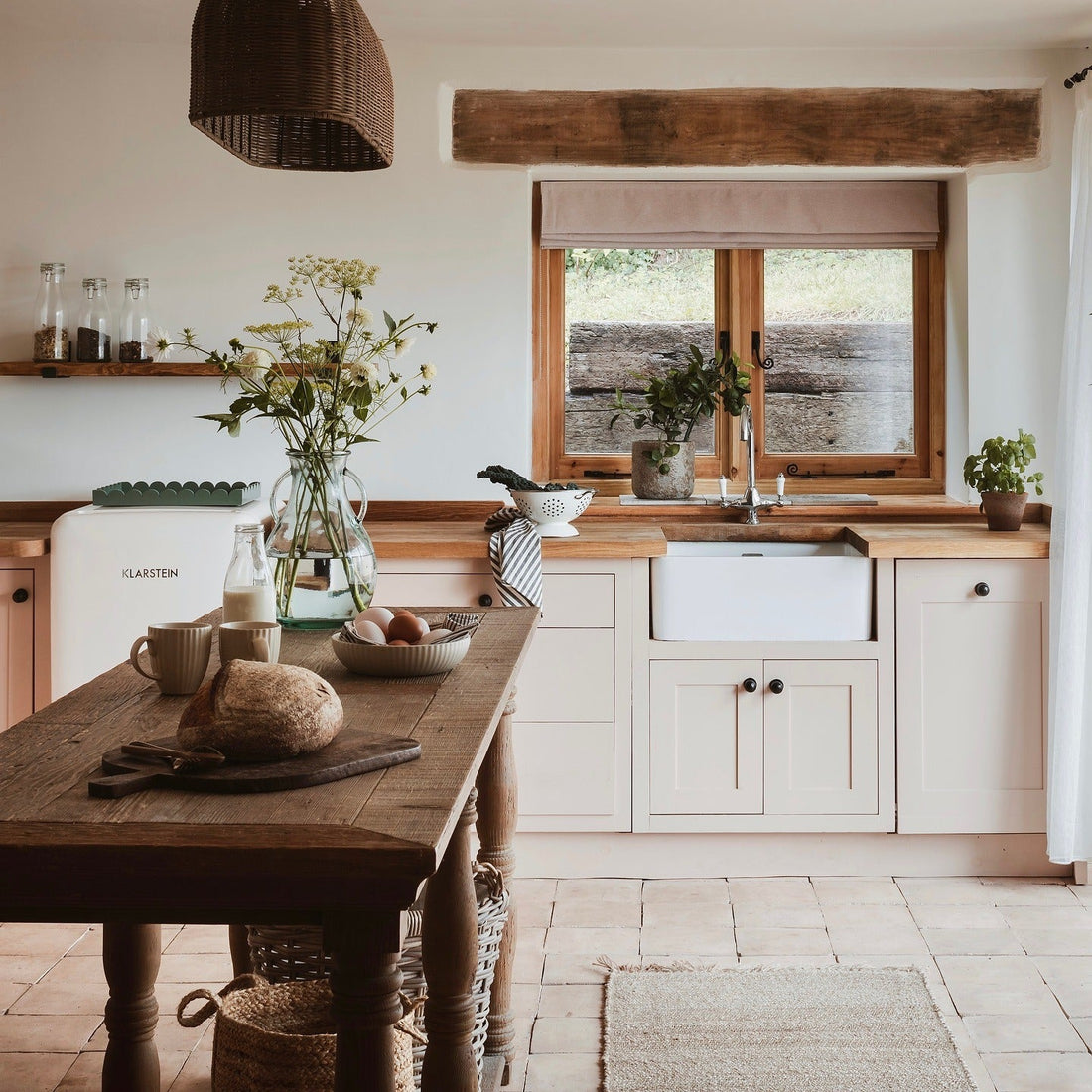 15 Natural & Warm Spring Kitchen Decor Ideas