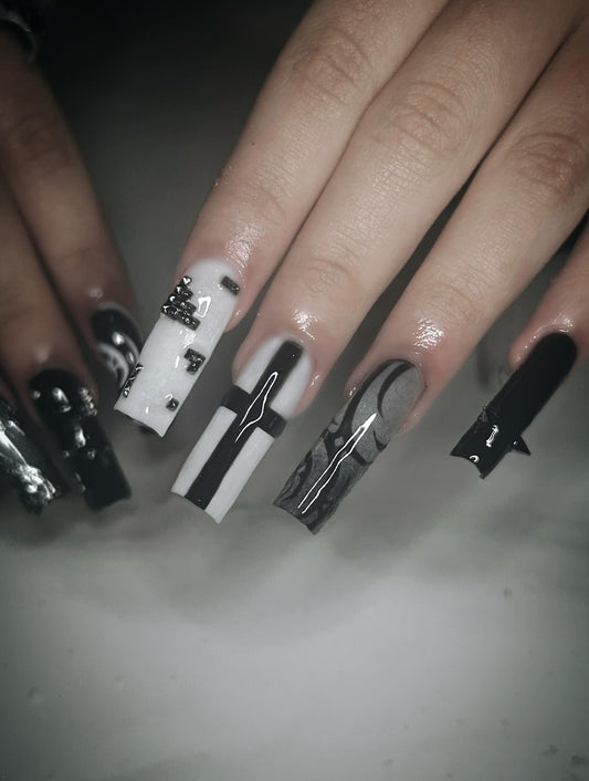 15 Trendy Cross Nail Ideas for 2025 Styles