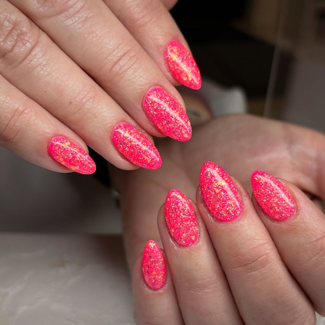 15 Trendy Glitter Nails for 2026