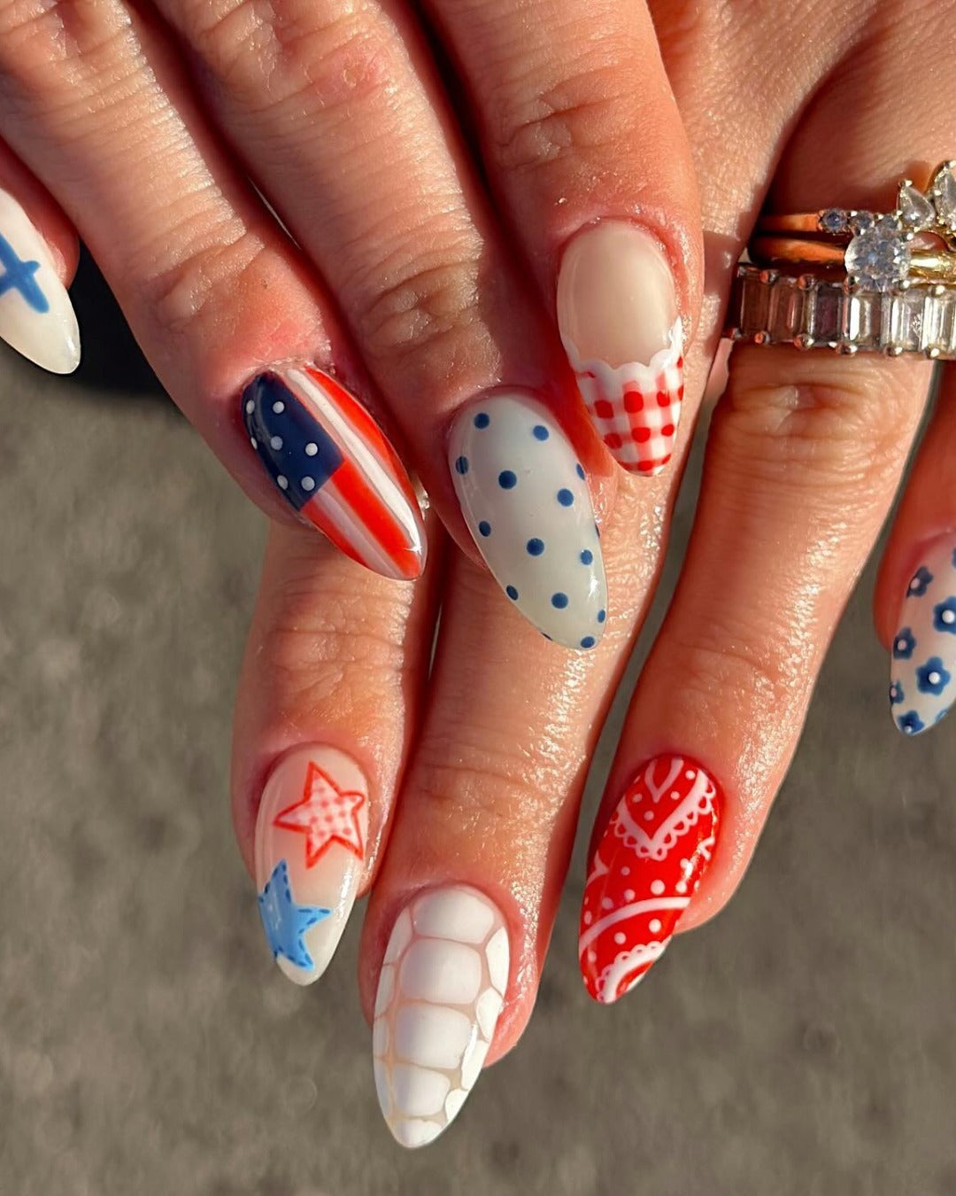 15 Stunning Memorial Day Nail Ideas 2026