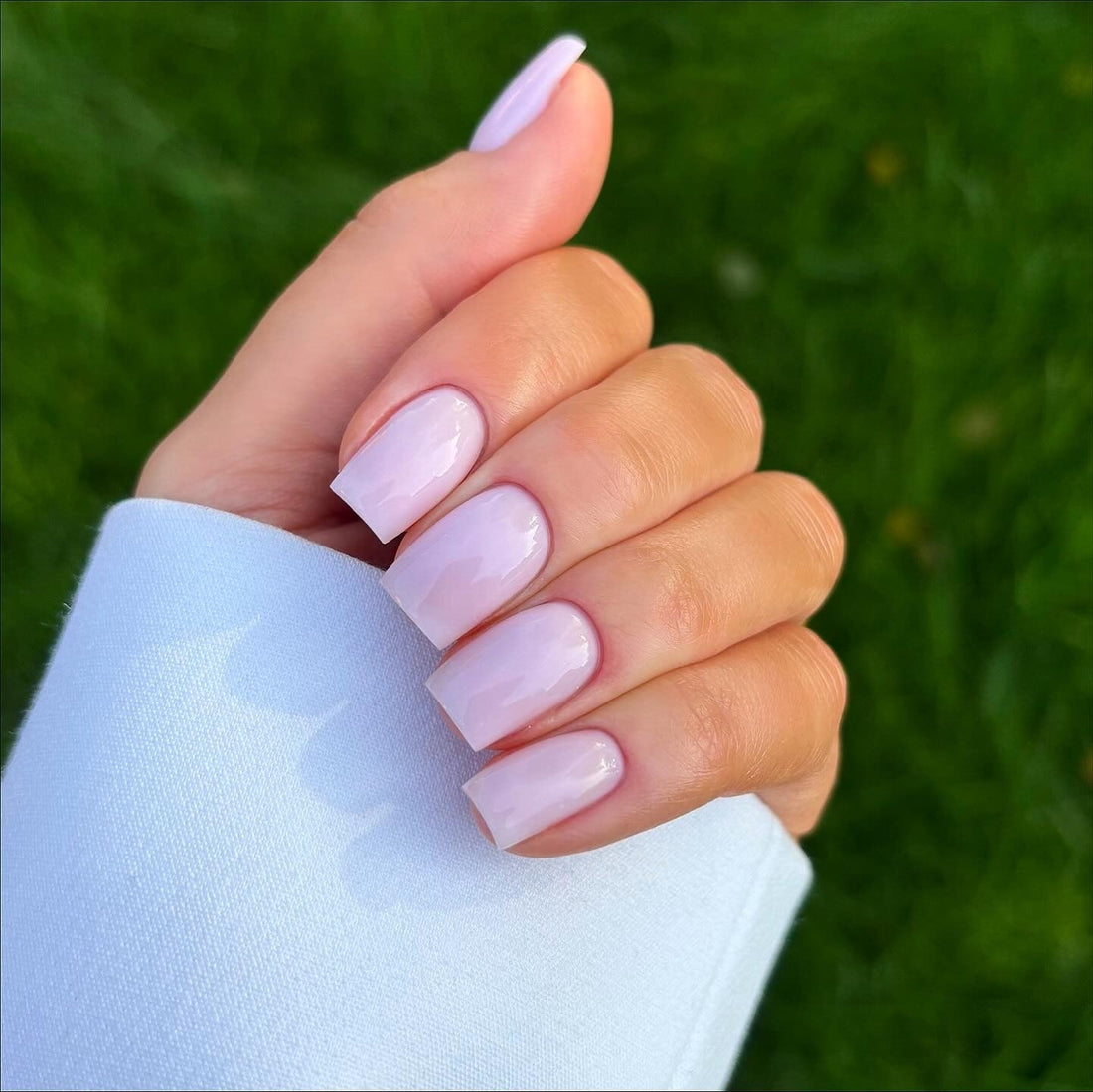 15 Simple Plain Nail Ideas 2026