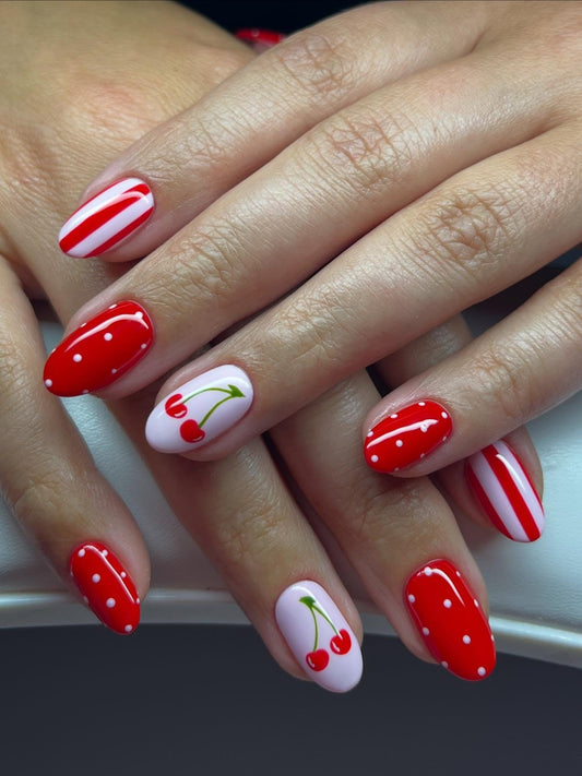 15 Best Short Red Nail Ideas 2026