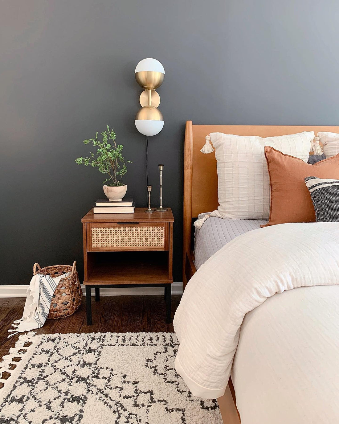 15 Stylish Moody Bedroom Ideas for 2026