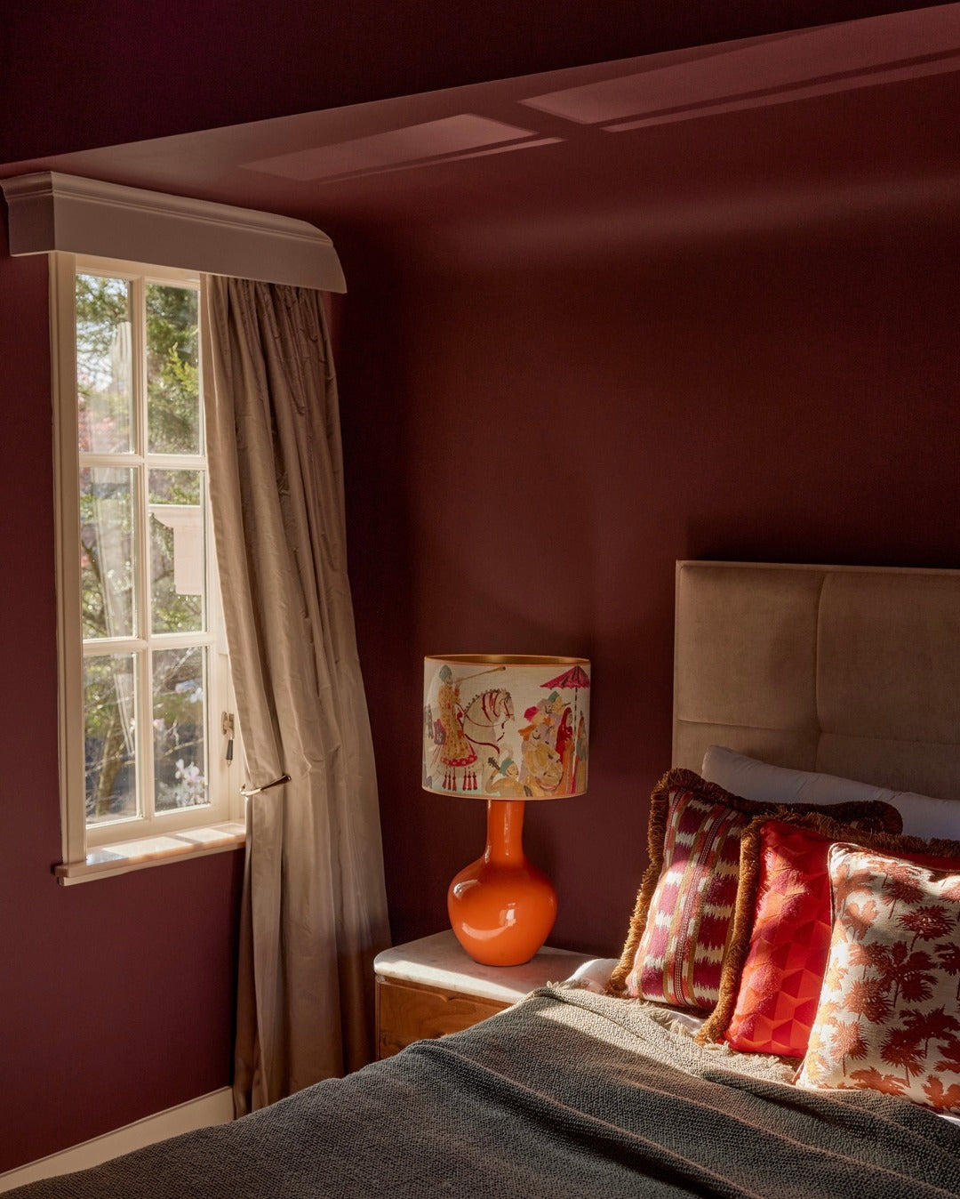 15 Creative Red Bedroom Ideas 2026