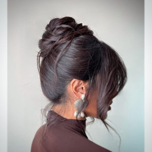 15 Trendy Messy Bun Hairstyles 2026