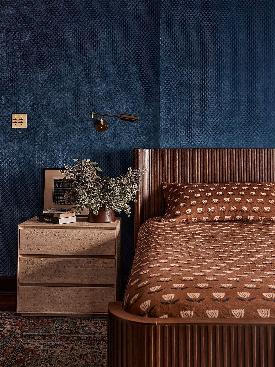 15 Best Traditional Bedroom Decor Tips