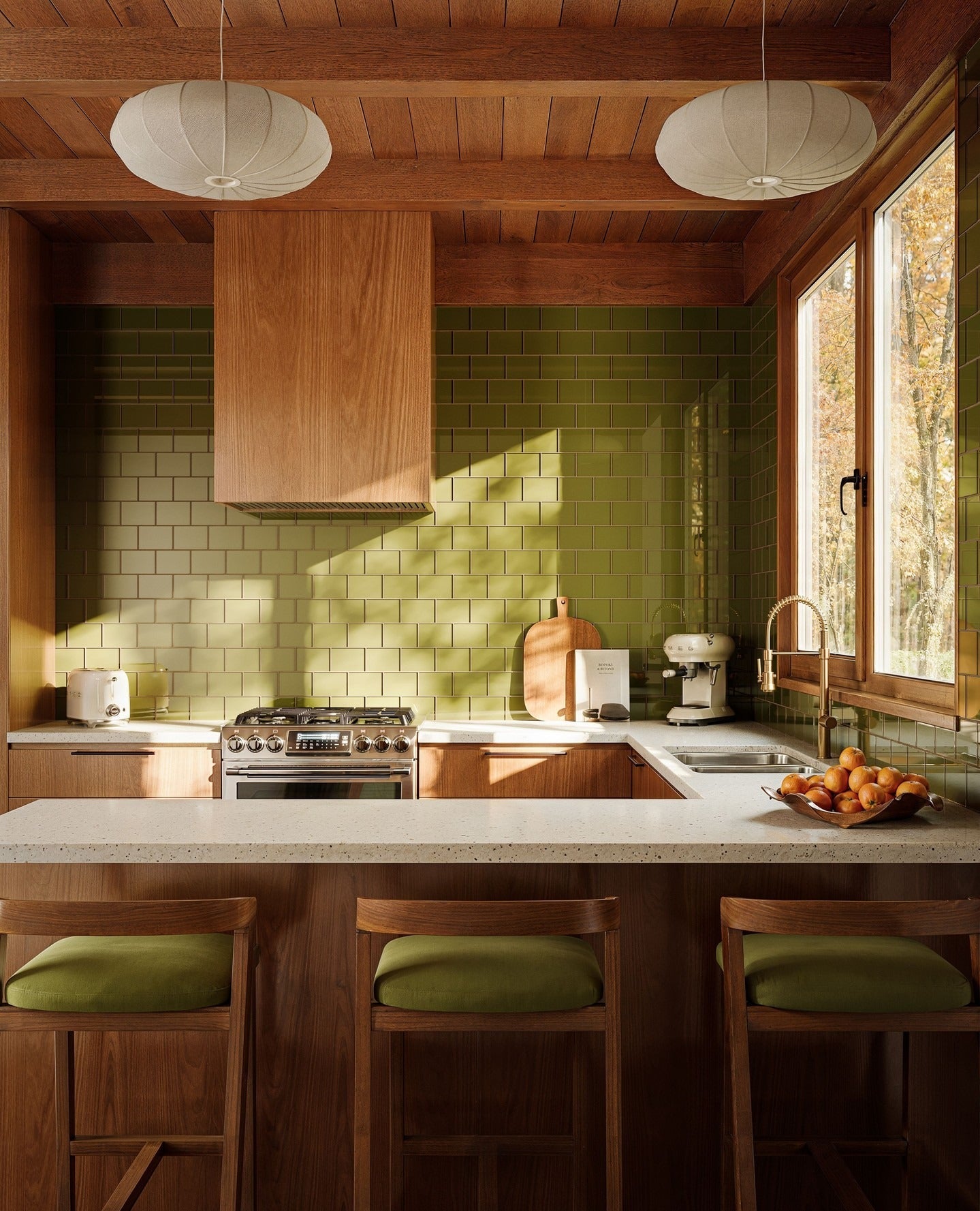 15 Brilliant Green Tiles Kitchen Ideas for 2026 – DreamBundles