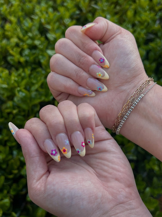 15 French Tip Flower Nail Ideas 2026