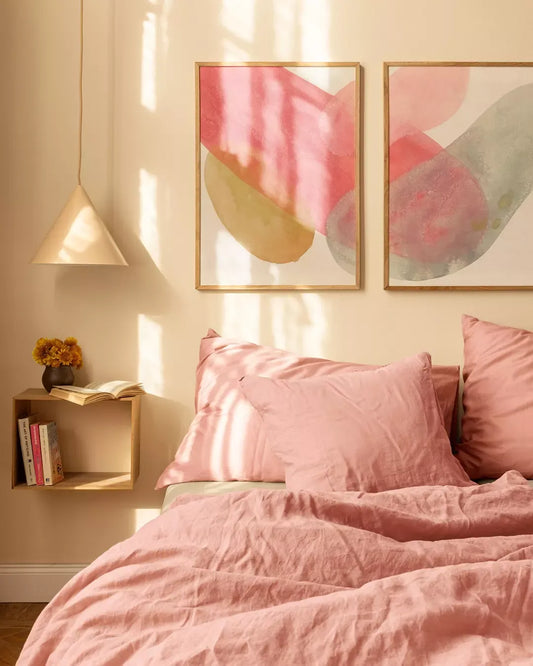 15 Dreamy Pink and Gold Bedroom Ideas 2026