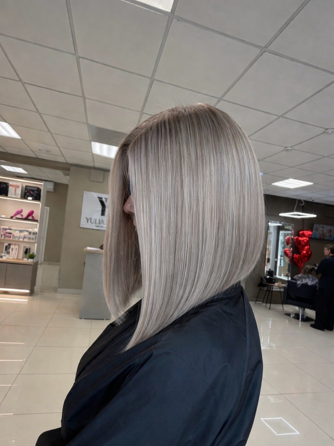 15 Modern Angled Lob Haircut Ideas 2026