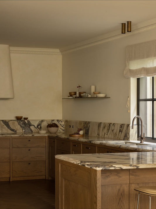 15 Cozy and Classy Light Brown Kitchen Ideas to Inspire You