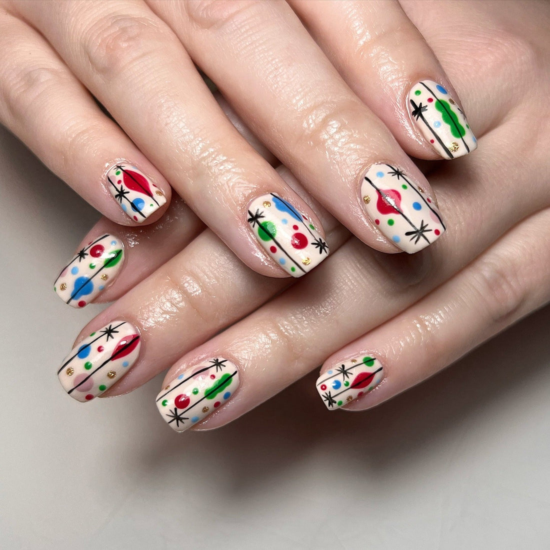 15 Amazing Christmas Nail Ideas for 2026