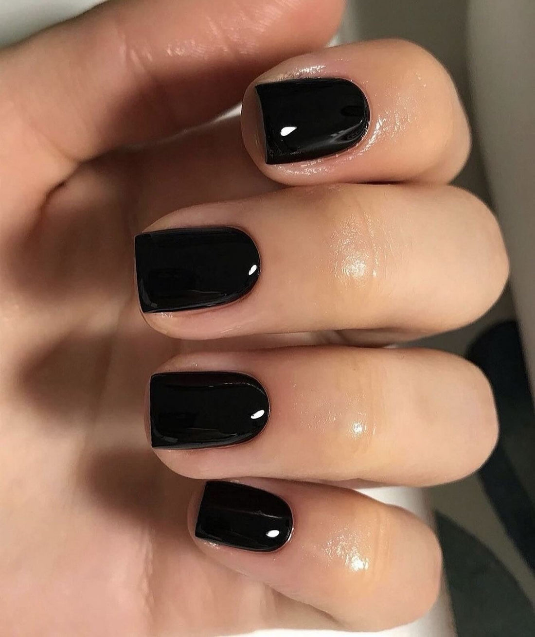 15 Must-Try Short Black Coffin Nail Ideas for 2026