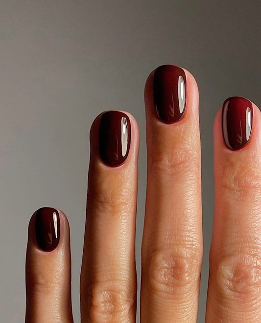 15 Must-Have Burgundy Nail Looks for You