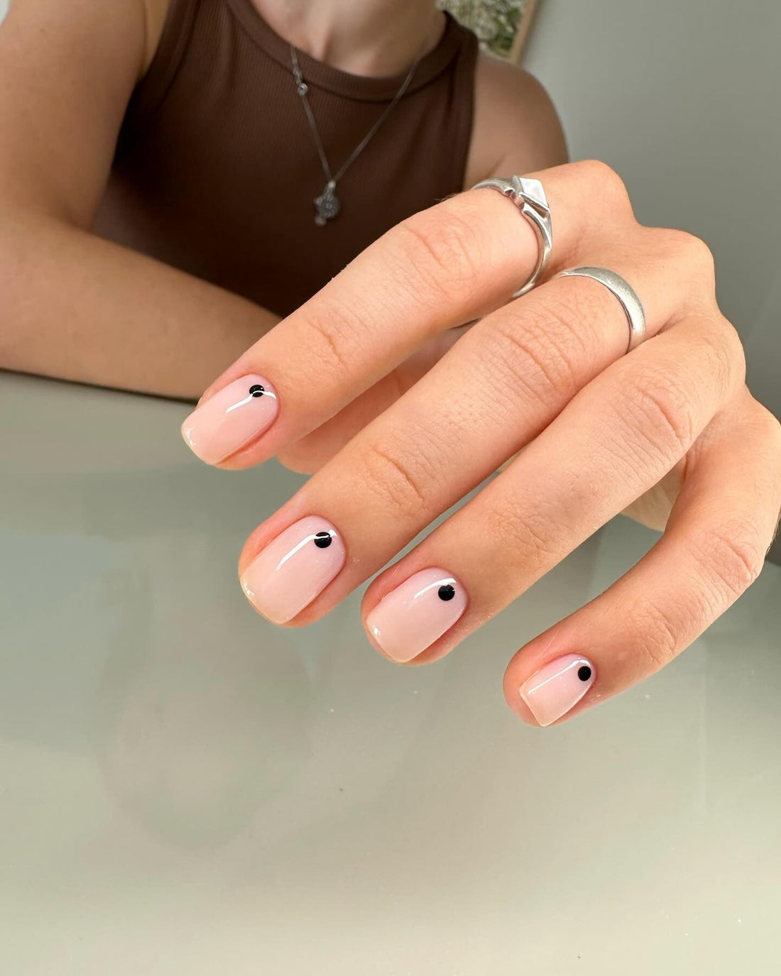15 Top Minimalistic Nail Ideas 2026