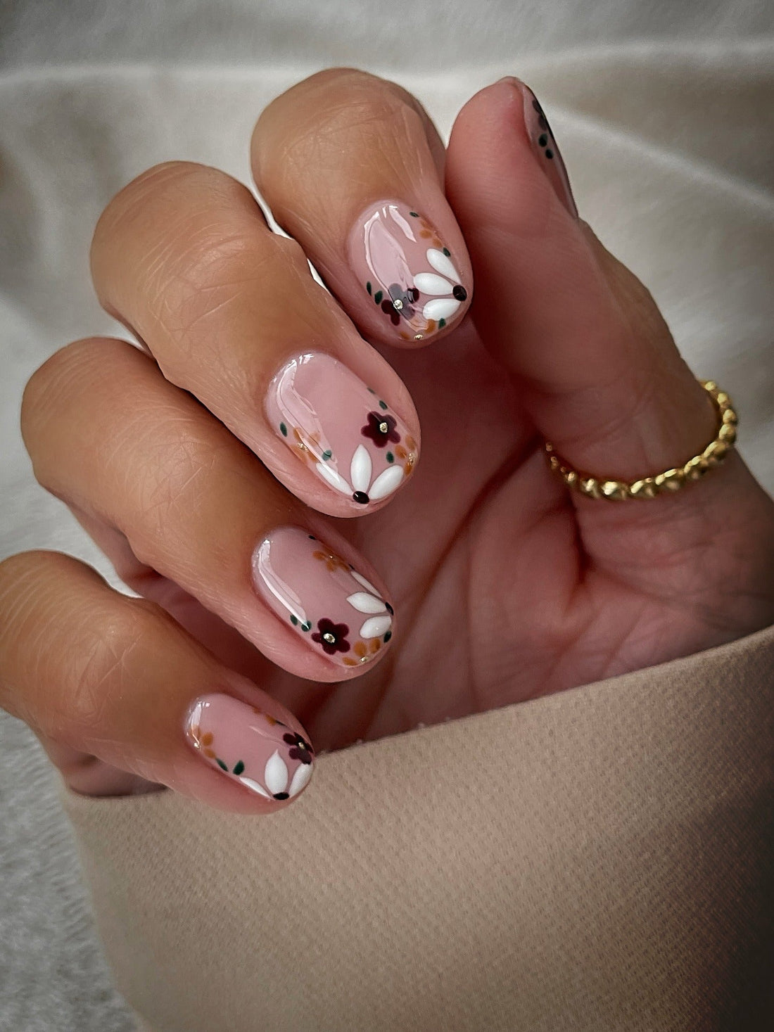 15 Easy Autumn Nail Ideas with Simple Nail Art for 2026