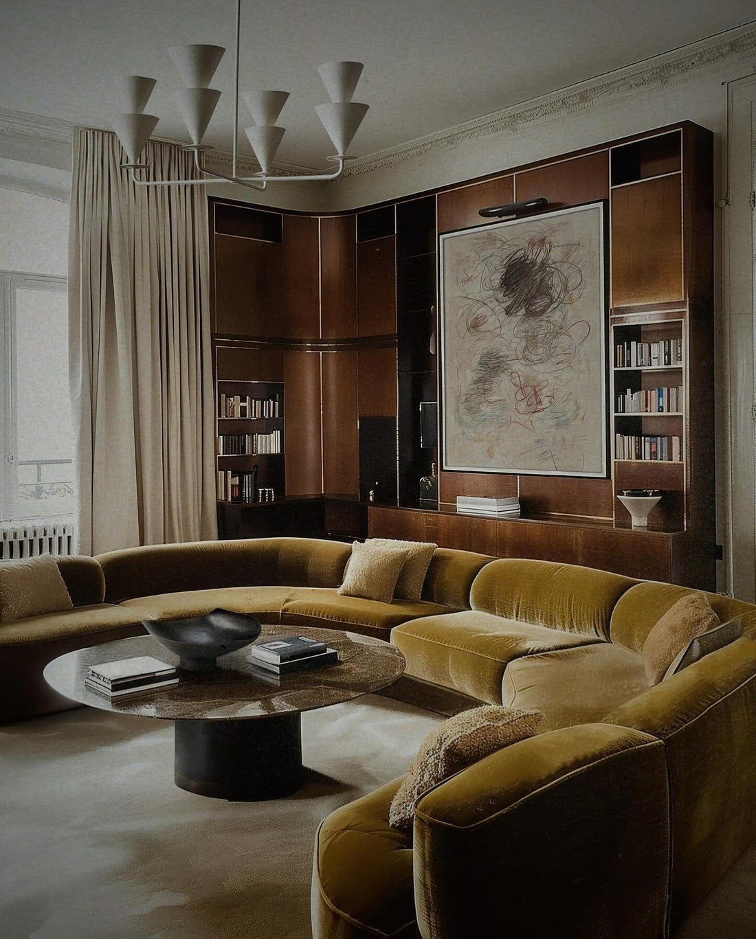 15 Gold Living Room Ideas 2026 for a Rich Look