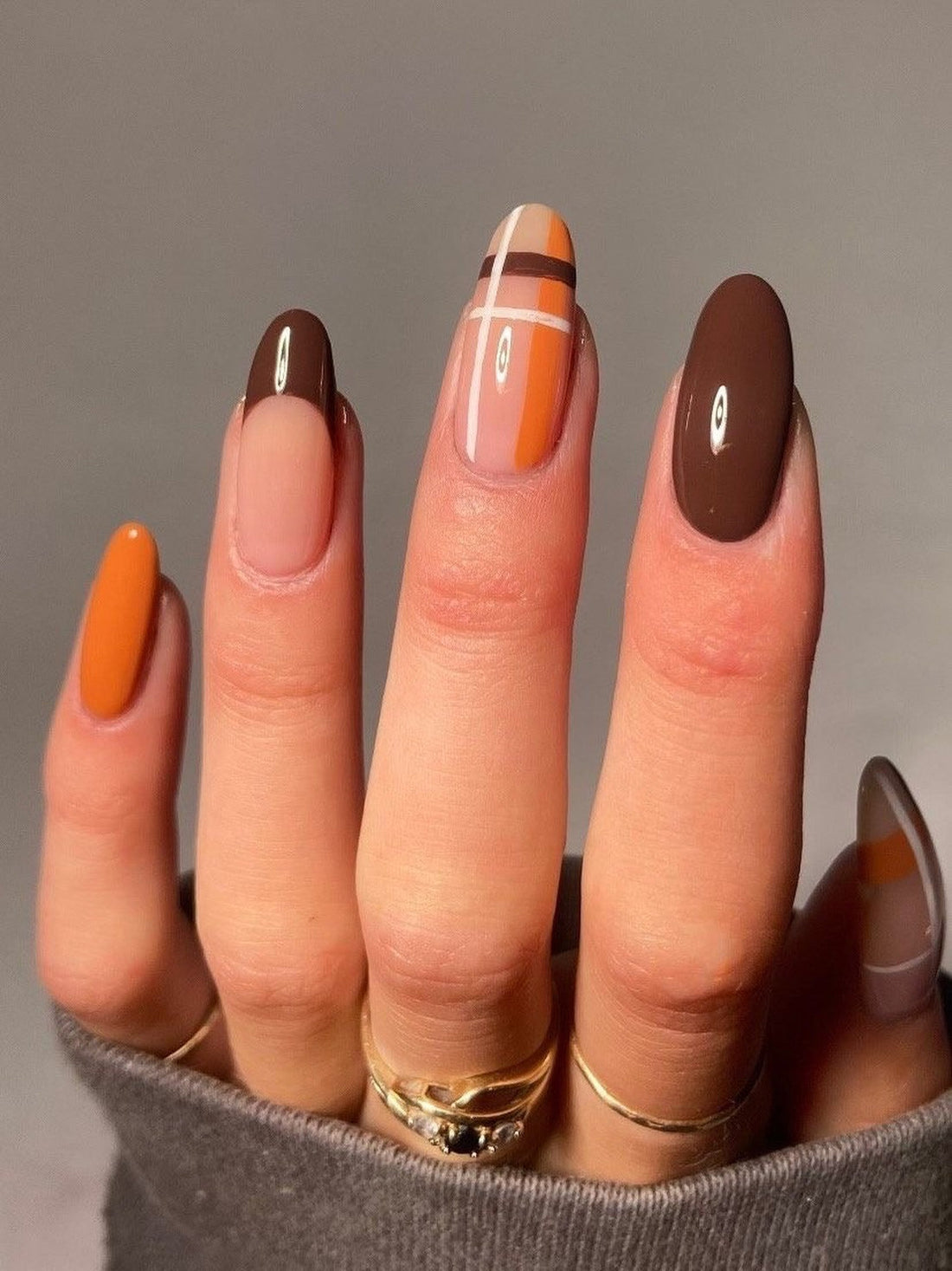 15 Beautiful Fall Nail Ideas for 2026