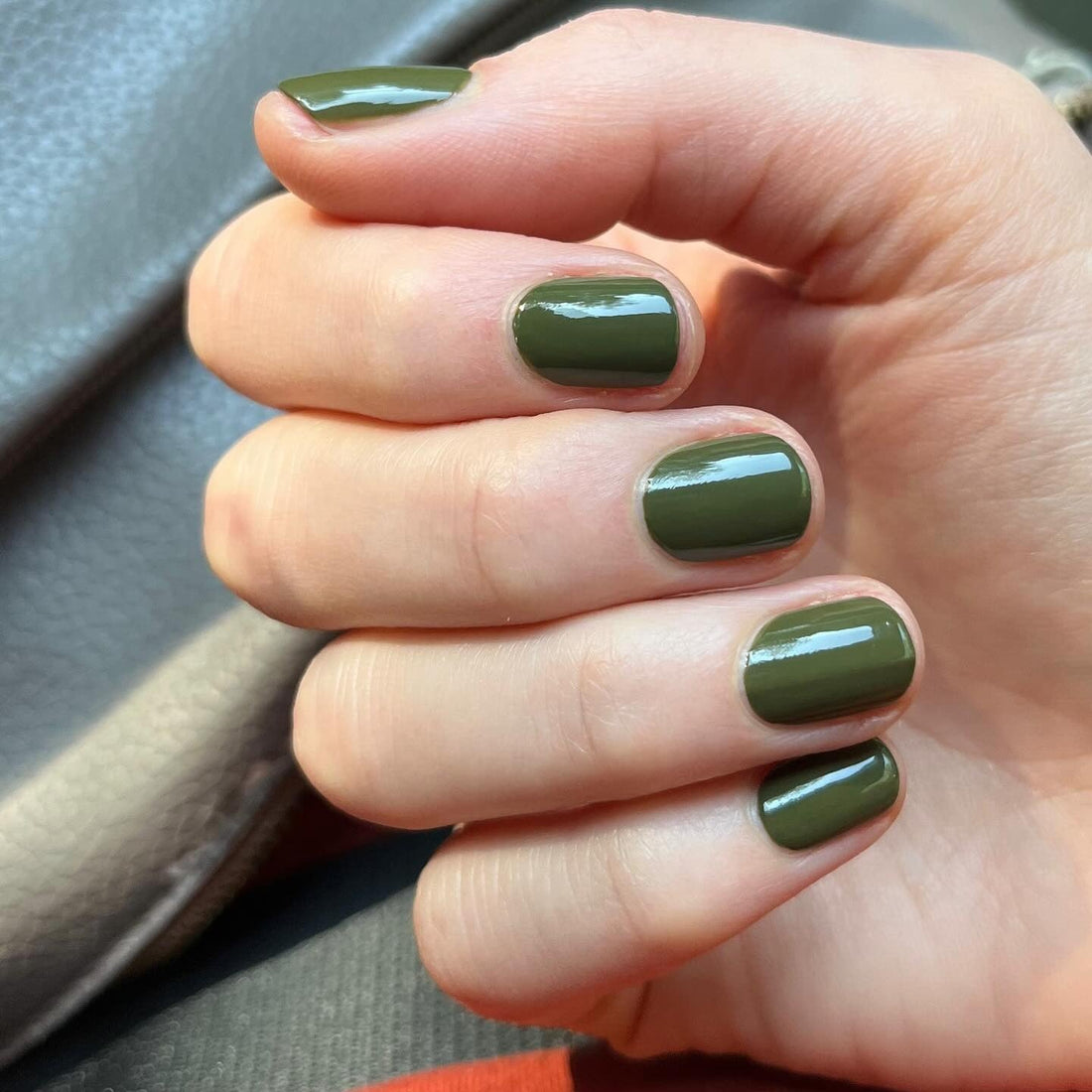 15 Beautiful Olive Green Nail Ideas for 2025