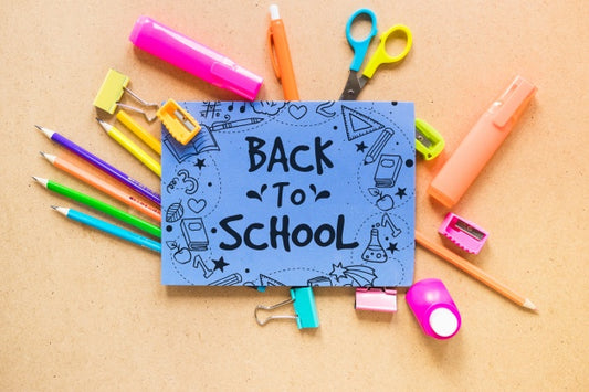 Free Back To School Mockup With Paper Psd