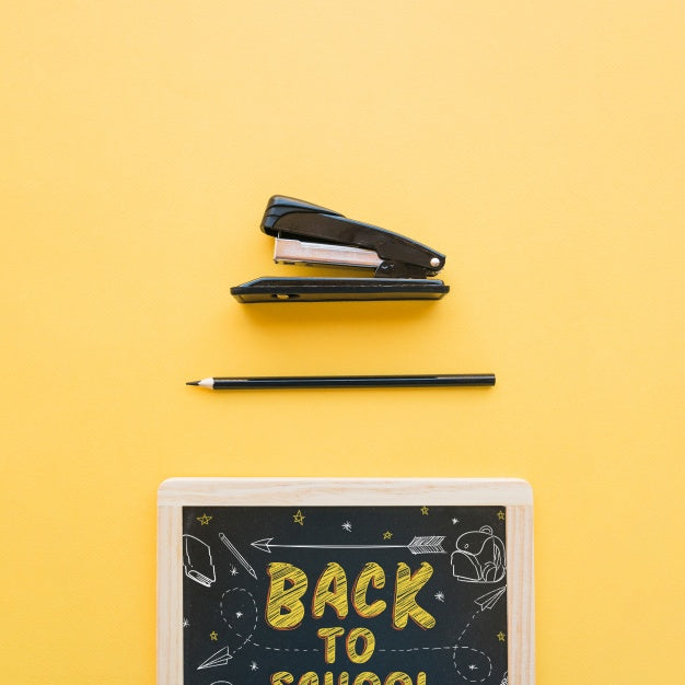 Free Back To School Mockup With Slate Psd