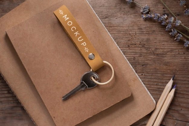 Free Beautiful Accessories Mockup In Real Context Psd
