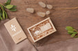 Free Beautiful Accessories Mockup In Real Context Psd