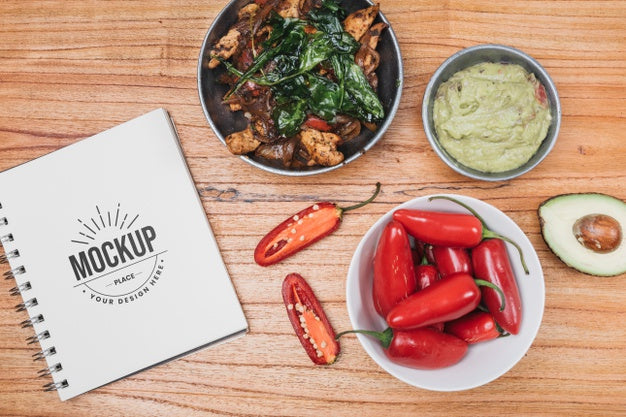 Free Bell Pepper And Healthy Food Mock-Up Psd