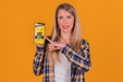 Free Blonde Woman With Smartphone Concept Mock-Up Psd