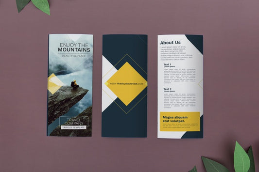 Free Brochure Concept Mock-Up Psd
