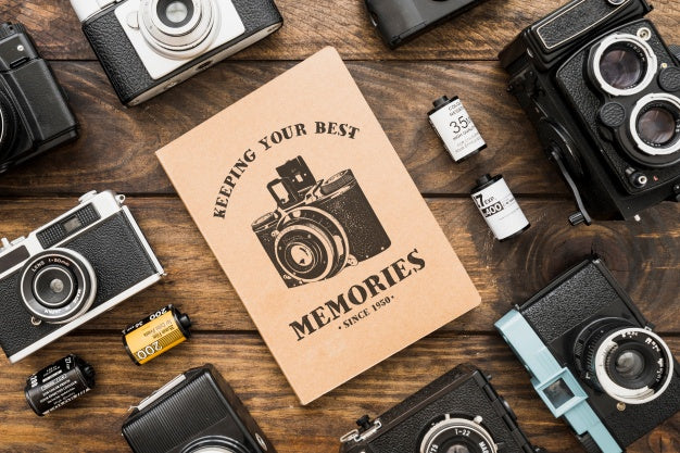 Free Brochure Mockup With Photography Concept Psd