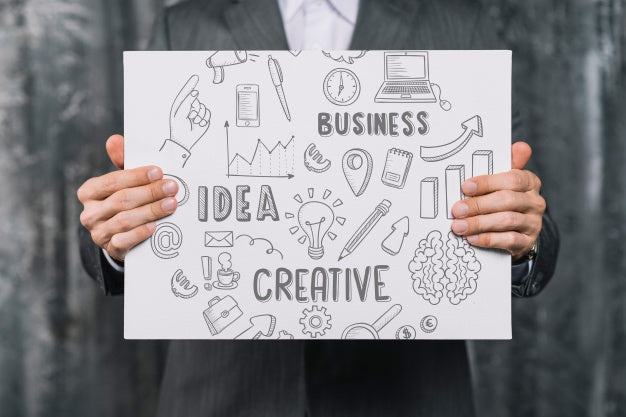 Free Businessman Showing Paper Template Psd