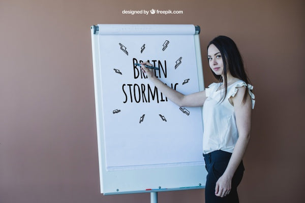 Free Businesswoman Drawing On Roll Up Banner Psd