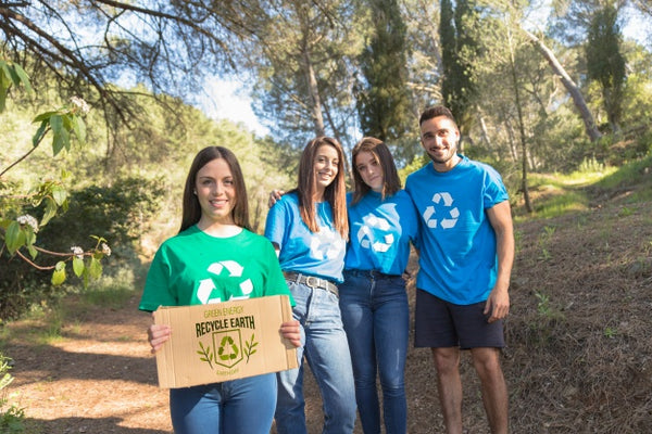 Free Cardboard Mockup With Eco And Volunteer Concept Psd